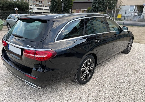 Mercedes-Benz Klasa E cena 159000 przebieg: 73988, rok produkcji 2020 z Piaseczno małe 352